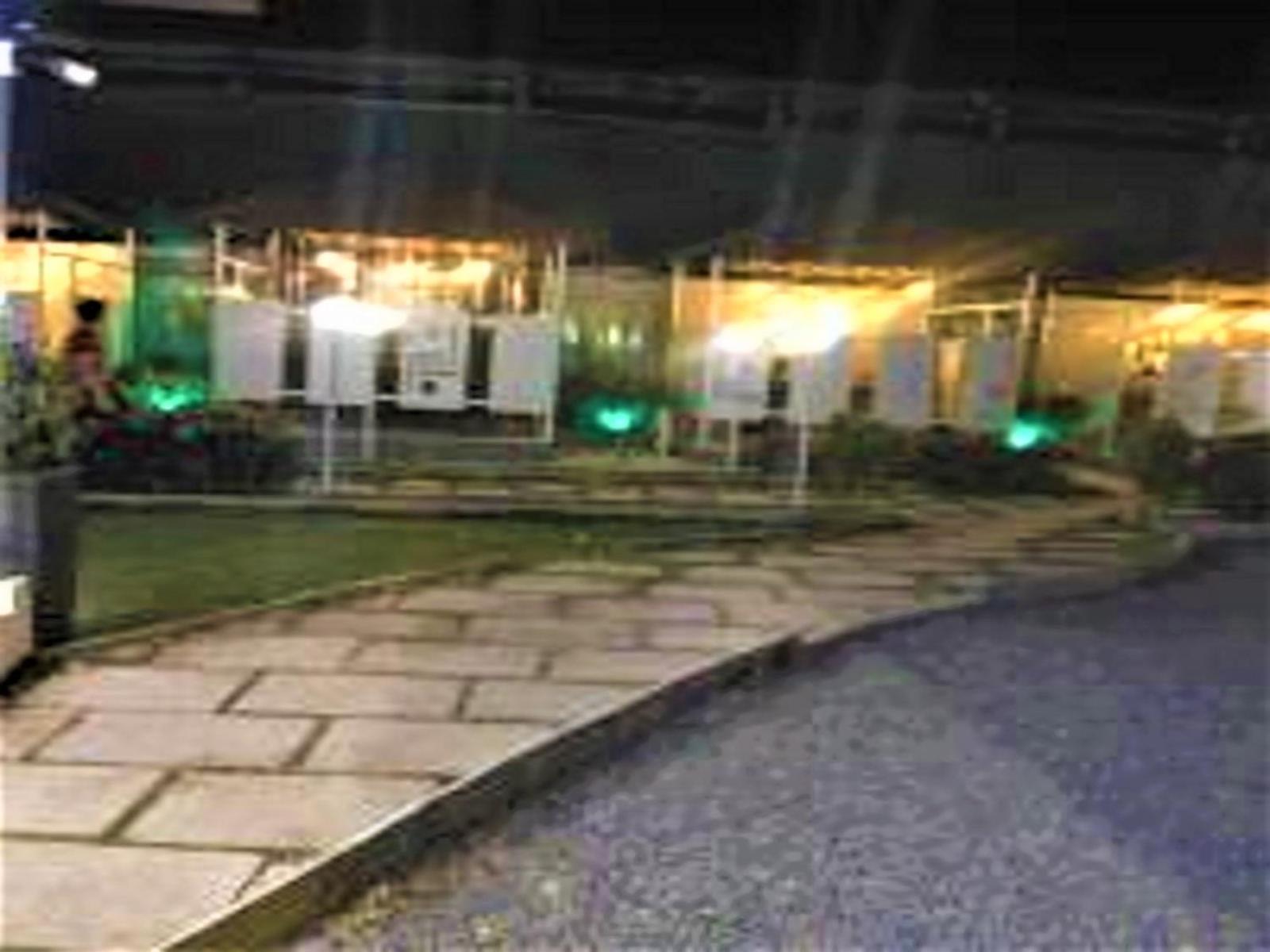 אחמדנגר Hotel Krishna Exotica מראה חיצוני תמונה